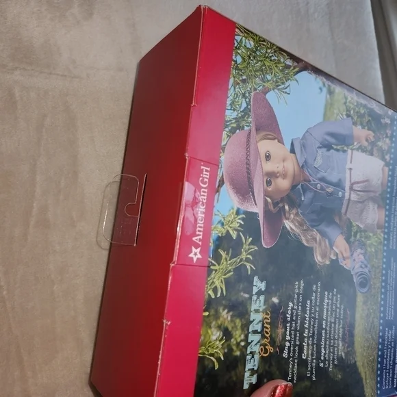 American Girl Tenney Grant Hat and Necklace - Picture 5 of 6